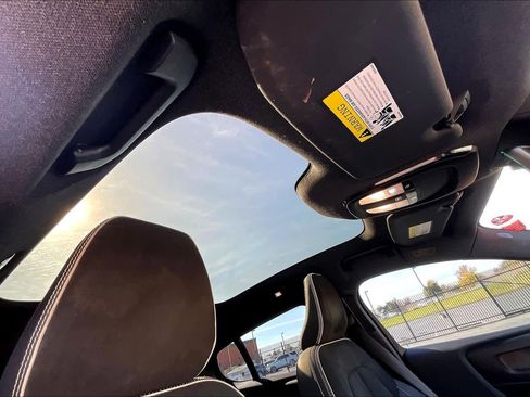 Used 2023 Volvo C40 P8 Recharge Ultimate image 24