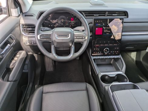 New 2026 GMC Terrain Denali image 17