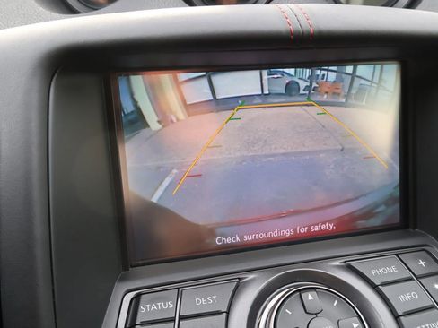 Used 2019 Nissan 370Z NISMO image 28