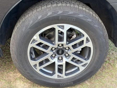 Certified 2025 Ford Expedition Active AWD/4WD image 16