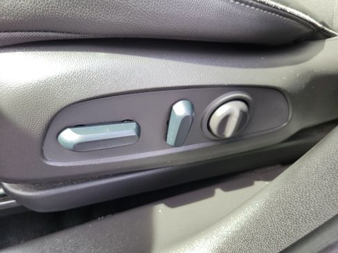 Used 2023 Buick Encore GX Select FWD image 18