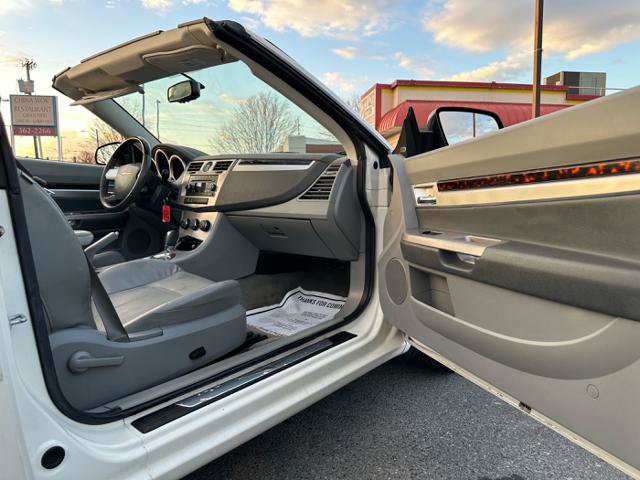 Used 2008 Chrysler Sebring Limited FWD image 18