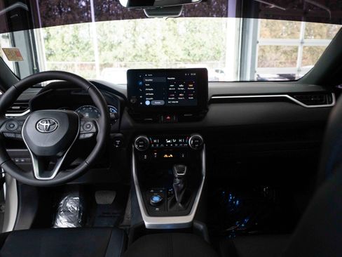 Used 2024 Toyota RAV4 XSE image 20