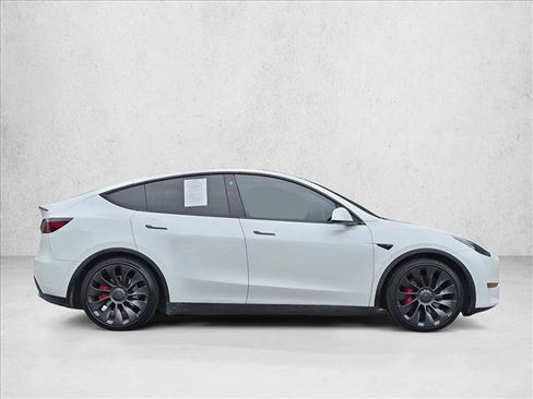 Used 2023 Tesla Model Y Performance AWD/4WD image 4