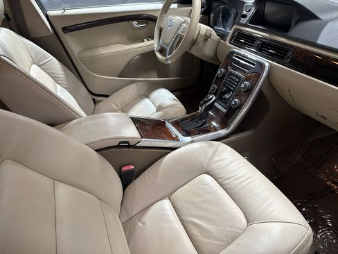 Used 2014 Volvo XC70 3.2 image 70