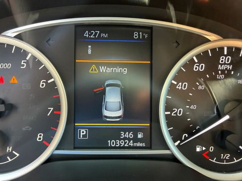 Used 2019 Nissan Sentra SV w/ Special Edition Package FWD image 23