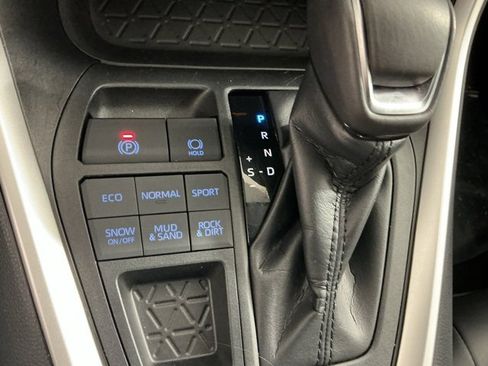 Used 2019 Toyota RAV4 XLE Premium w/ Cold Weather Package image 32