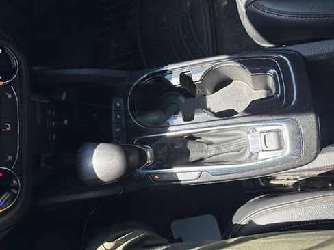 Used 2022 Chevrolet TrailBlazer ACTIV FWD image 11