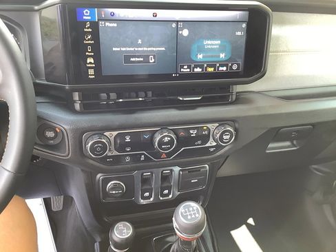 Certified 2024 Jeep Wrangler Sport S image 12