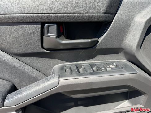 New 2026 Toyota Tacoma SR5 AWD/4WD image 19