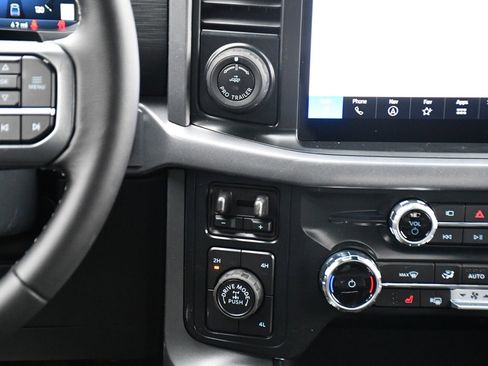 Used 2025 Ford F150 XLT w/ Equipment Group 302A MID image 16