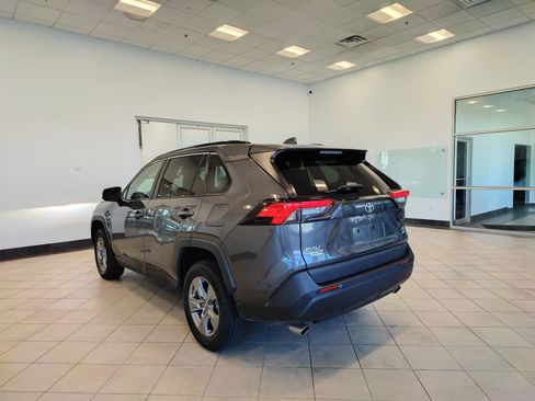 Used 2023 Toyota RAV4 XLE image 5
