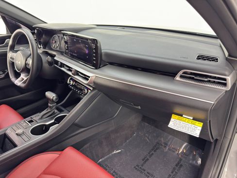 Used 2023 Kia K5 GT-Line w/ GT-Line Premium Package image 13