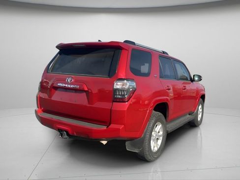 Used 2024 Toyota 4Runner SR5 Premium image 4