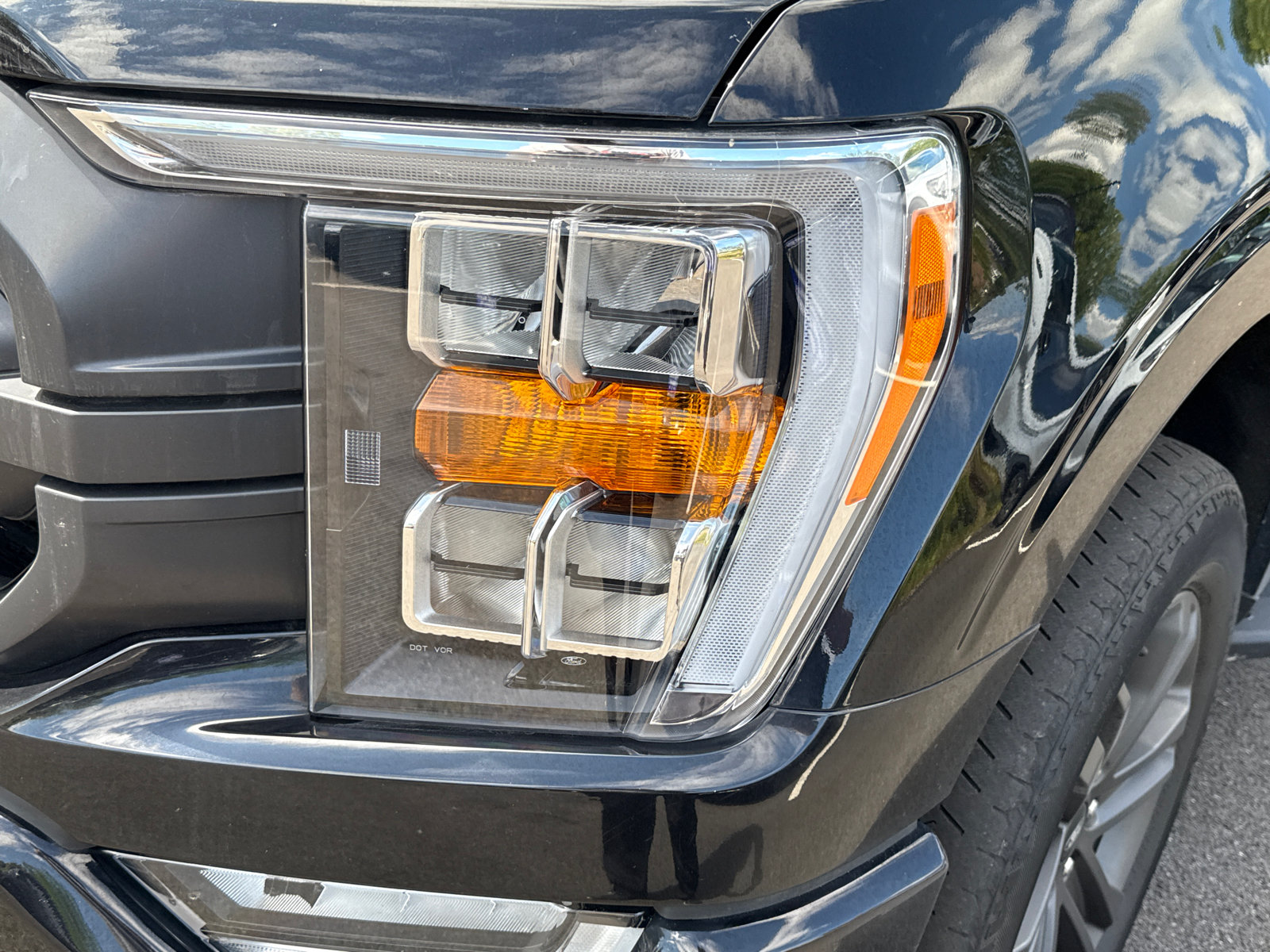 Used 2023 Ford F150 XLT w/ Equipment Group 302A High AWD/4WD image 7