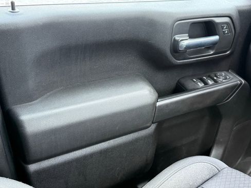 Used 2024 GMC Sierra 2500 Pro w/ Convenience Package image 28