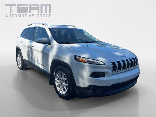 Certified 2017 Jeep Cherokee Latitude w/ Safety/Convenience Group FWD image 1