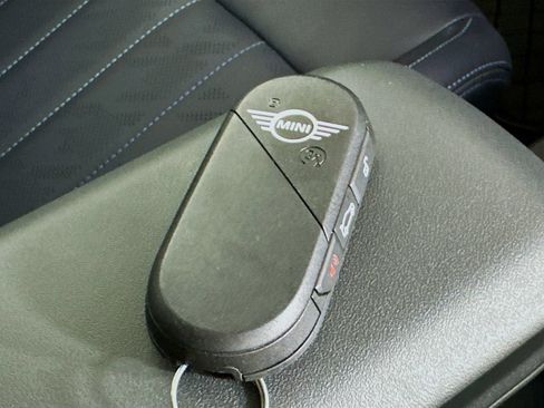 Certified 2026 MINI Cooper S FWD image 42