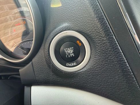 Used 2014 Dodge Journey SE w/ Flexible Seating Group image 22