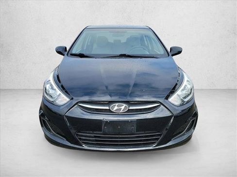 Used 2016 Hyundai Accent SE image 2