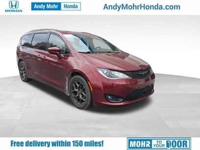 Used 2018 Chrysler Pacifica Touring-L Plus w/ Advanced Safetytec Group