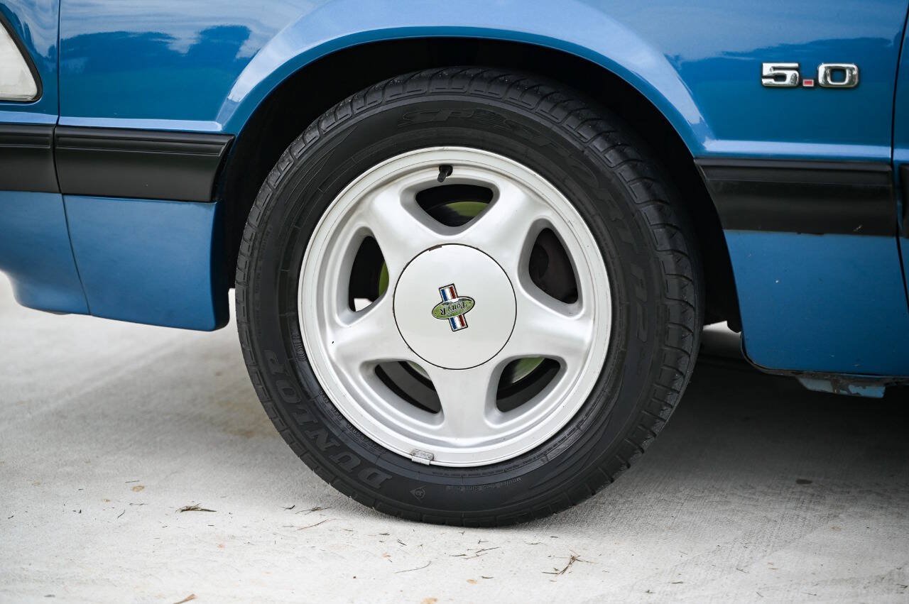 Used 1989 Ford Mustang LX RWD image 14