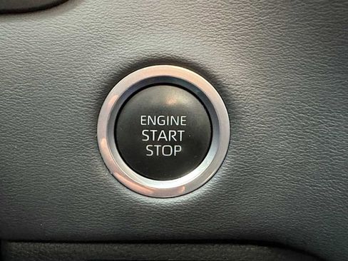 Used 2023 Toyota Tundra Platinum image 41