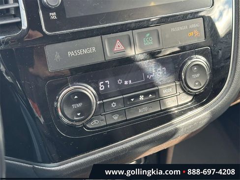 Used 2018 Mitsubishi Outlander SEL image 26