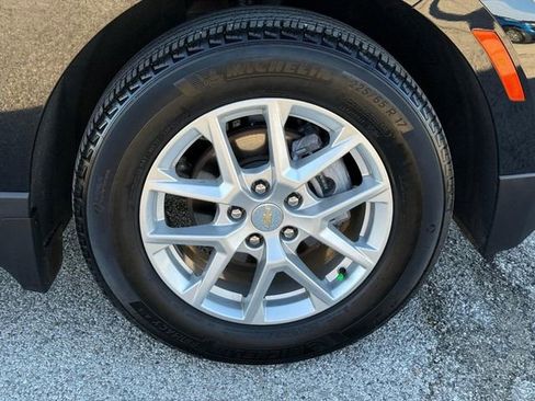 Certified 2024 Chevrolet Equinox LT w/ LPO, Floor Liner Package image 7