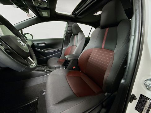 Certified 2025 Toyota Corolla SE w/ SE Premium Package image 11