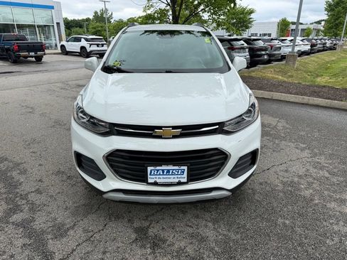 Used 2020 Chevrolet Trax LT w/ LT Convenience Package FWD image 8