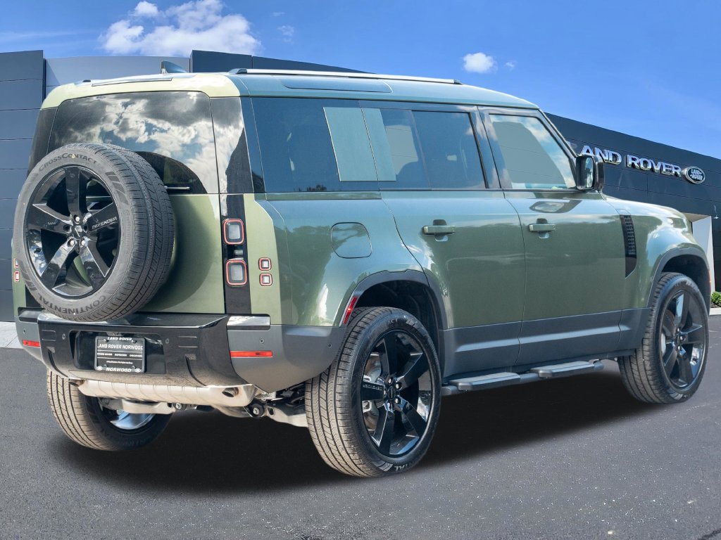 New 2026 Land Rover Defender 110 S AWD/4WD image 4