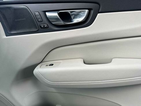 Used 2021 Volvo XC60 T5 Inscription w/ Advanced Package image 22