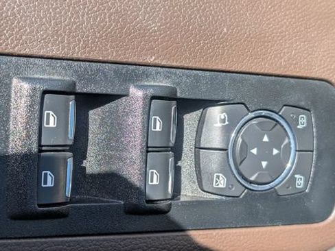 Used 2018 Ford F150 King Ranch w/ Equipment Group 601A Luxury AWD/4WD image 34