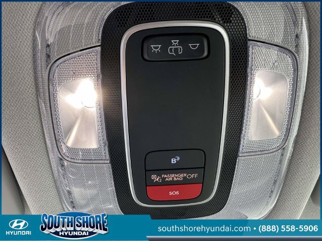 Certified 2024 Hyundai Kona SEL w/ Convenience Package AWD/4WD image 36