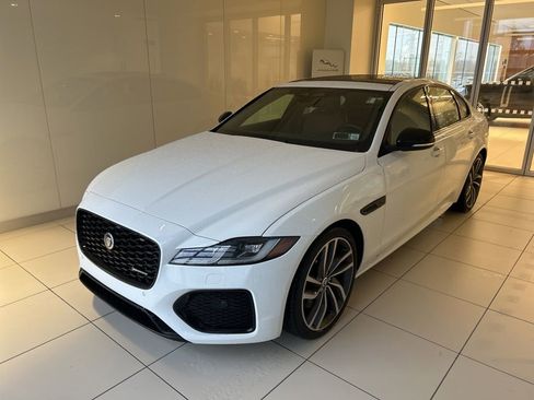 Used 2024 Jaguar XF R-Dynamic SE image 1