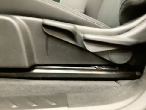 New 2026 GMC Canyon Elevation w/ Convenience Package image 15