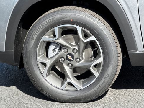 New 2026 Chevrolet Trax LT w/ Driver Confidence Package image 24