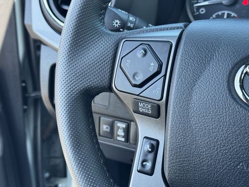 Used 2023 Toyota Tacoma TRD Off-Road w/ Technology Package RWD image 20