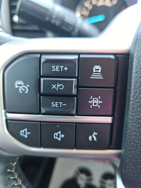 Used 2024 Ford Expedition XLT RWD image 18