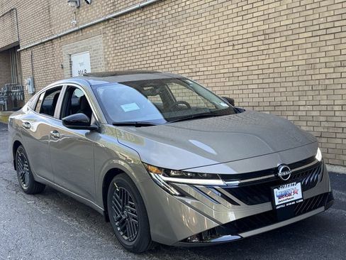New 2026 Nissan Sentra SV w/ SV Convenience Package FWD image 2