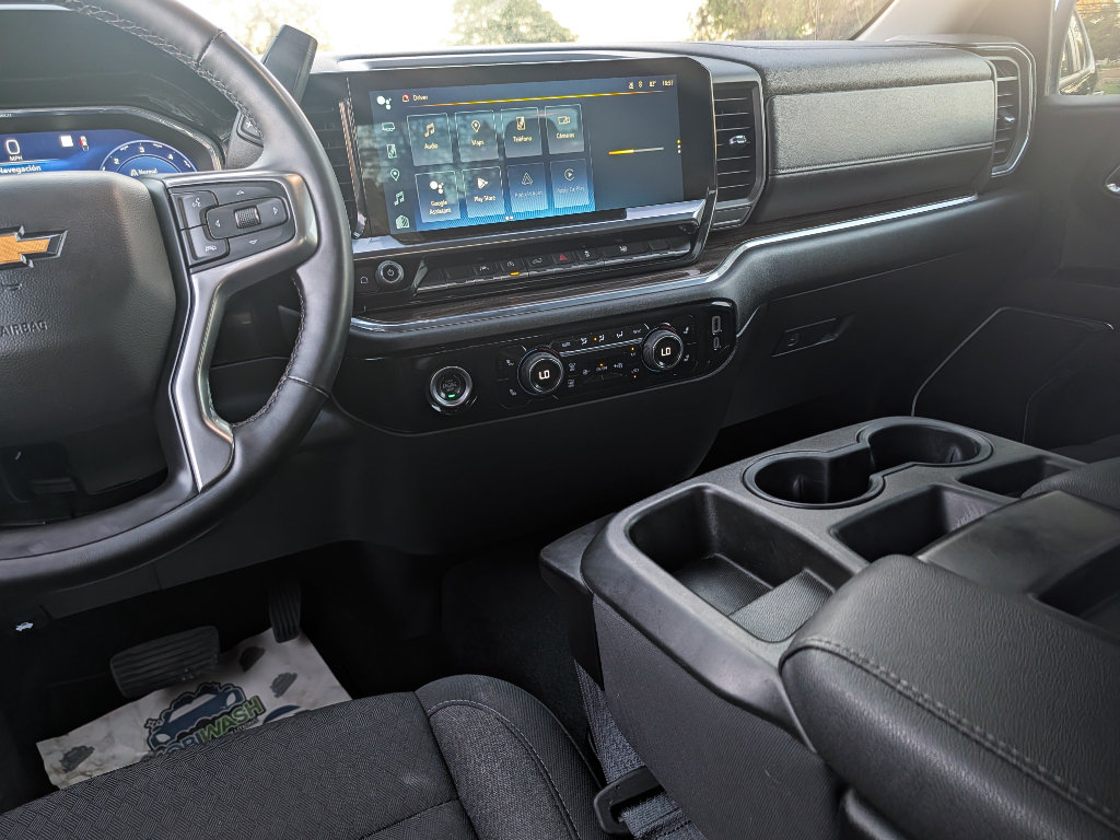 Used 2023 Chevrolet Silverado 1500 LT AWD/4WD image 22