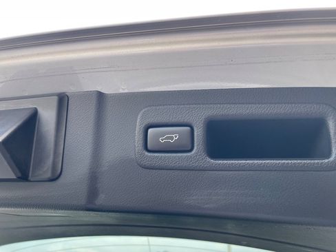 Used 2016 Lexus NX 200t FWD image 19