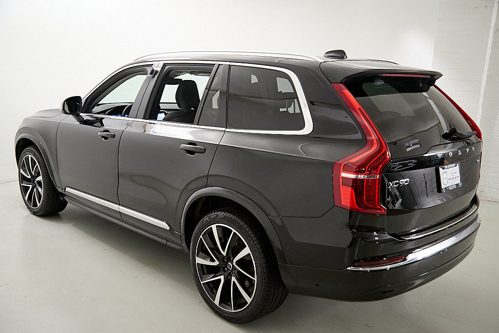 Certified 2024 Volvo XC90 B6 Plus w/ Protection Package Premier AWD/4WD image 9