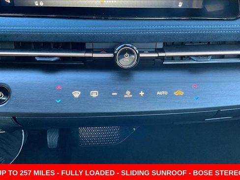 Used 2023 Nissan Ariya image 14