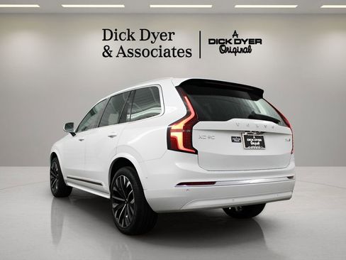 New 2026 Volvo XC90 B6 Ultra w/ Protection Package AWD/4WD image 4