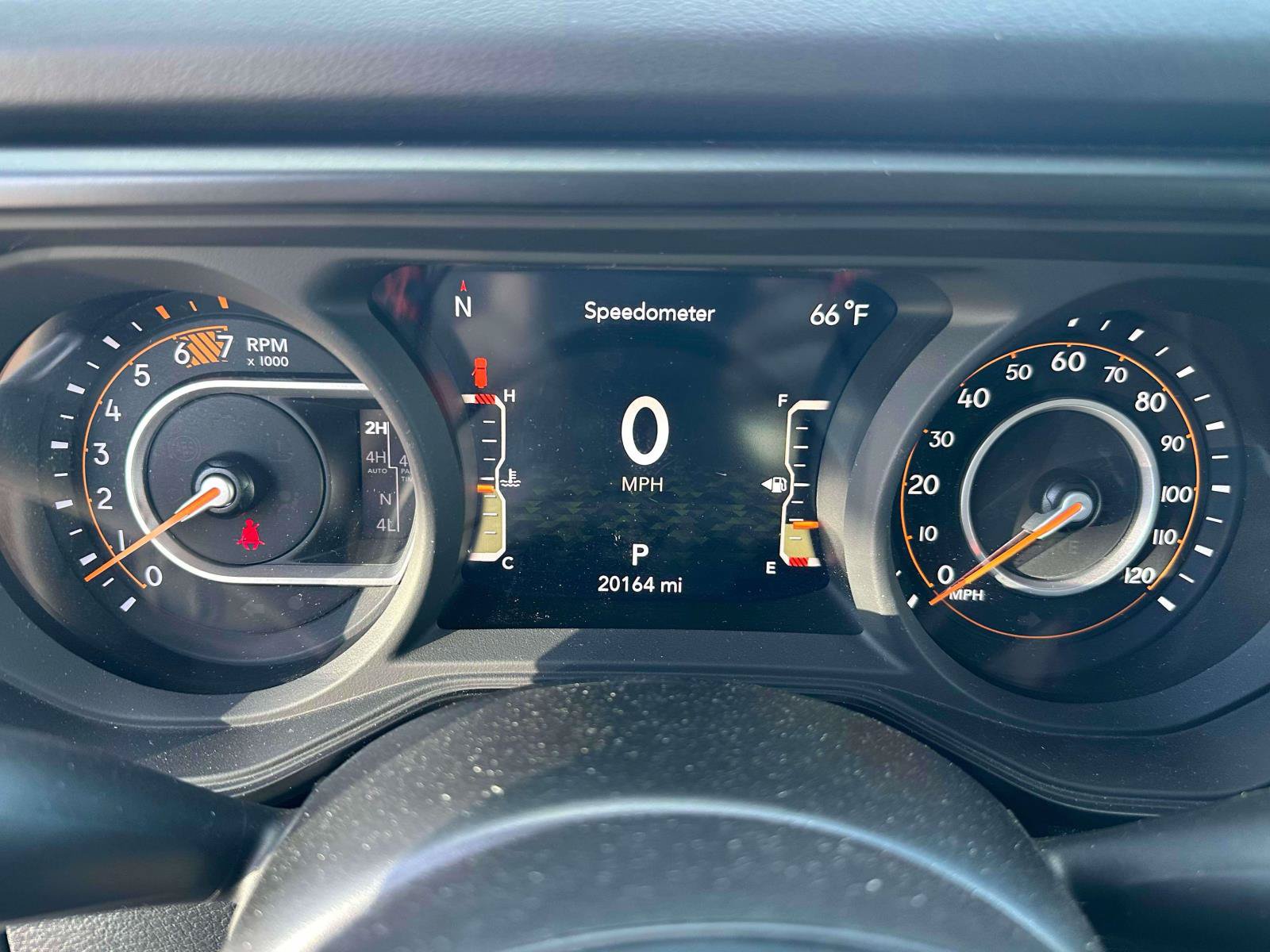Used 2024 Jeep Wrangler Unlimited Rubicon AWD/4WD image 23