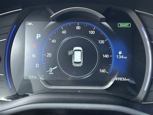 Used 2020 Hyundai Santa Fe Limited image 32