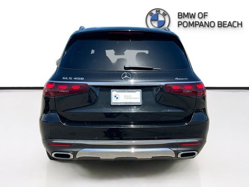 Used 2024 Mercedes-Benz GLS 450 4MATIC image 6