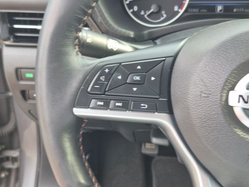 Used 2020 Nissan Sentra SR w/ Premium Package FWD image 19